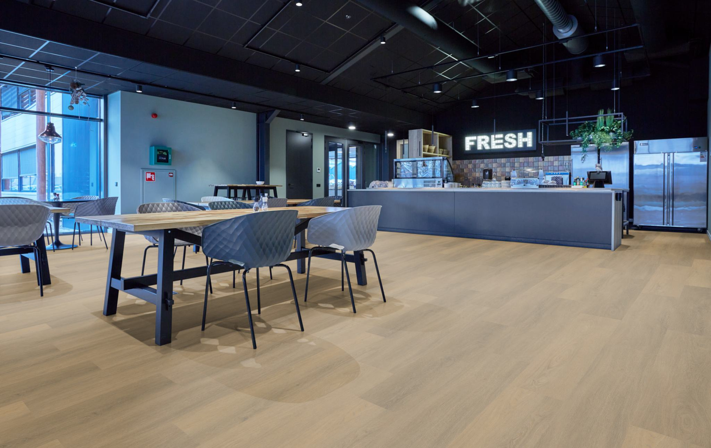 P495 click SRC warm natural