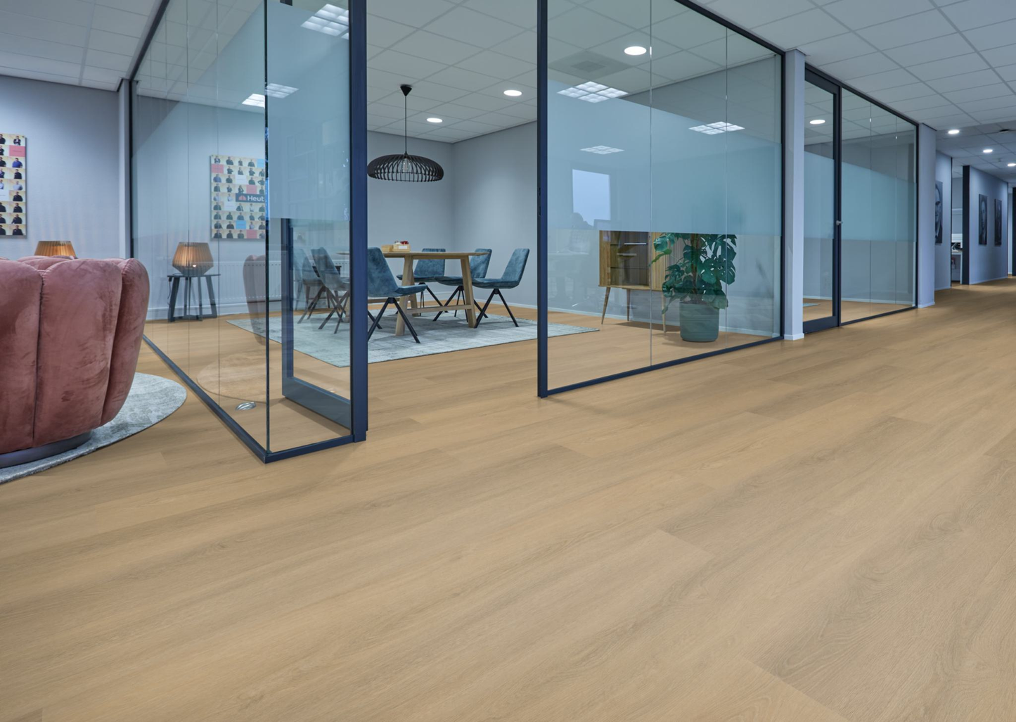 P495 click SRC warm beige