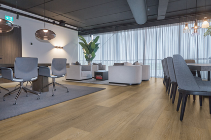 P495 click SRC light brown