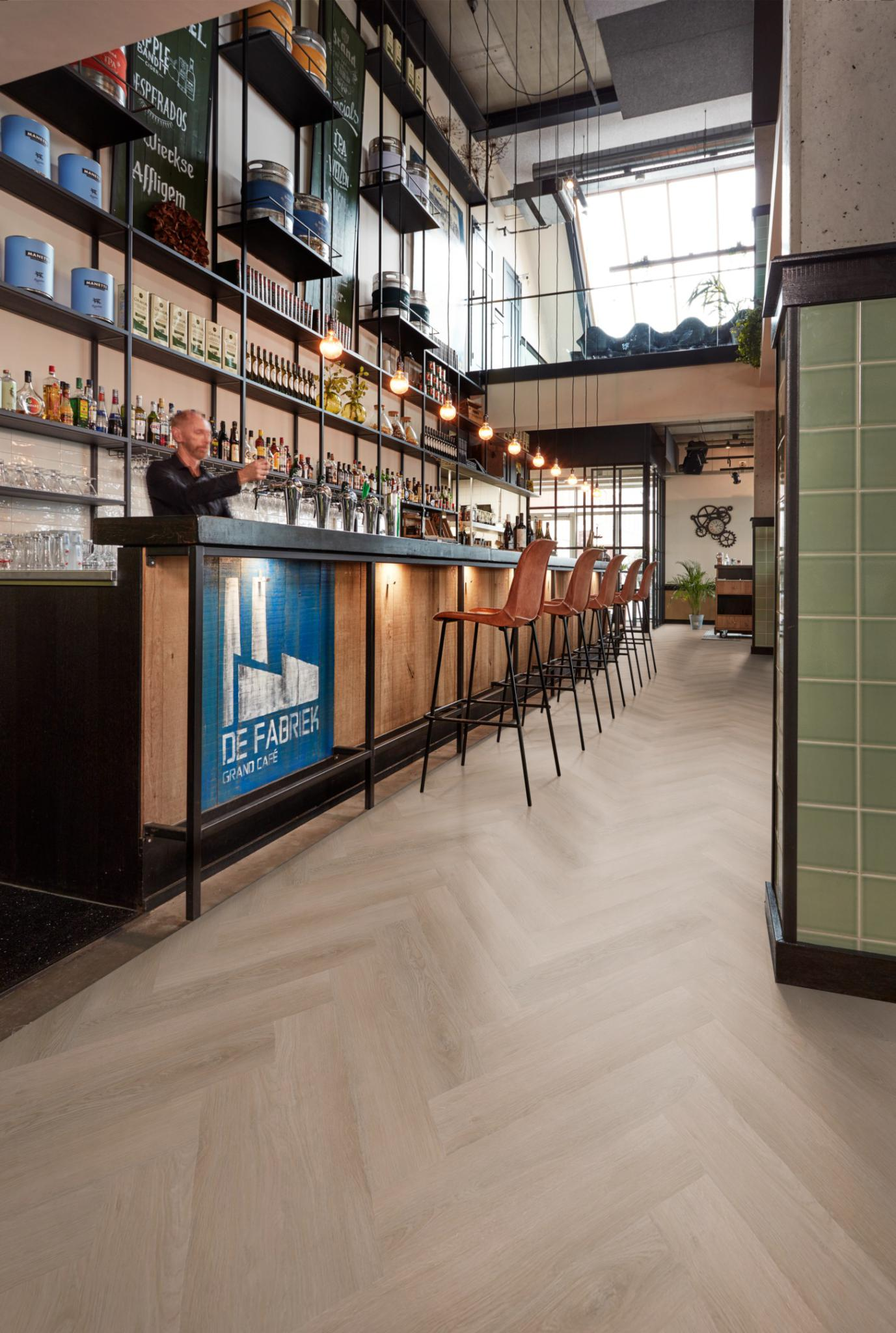 P640 visgraat dryback dark oak